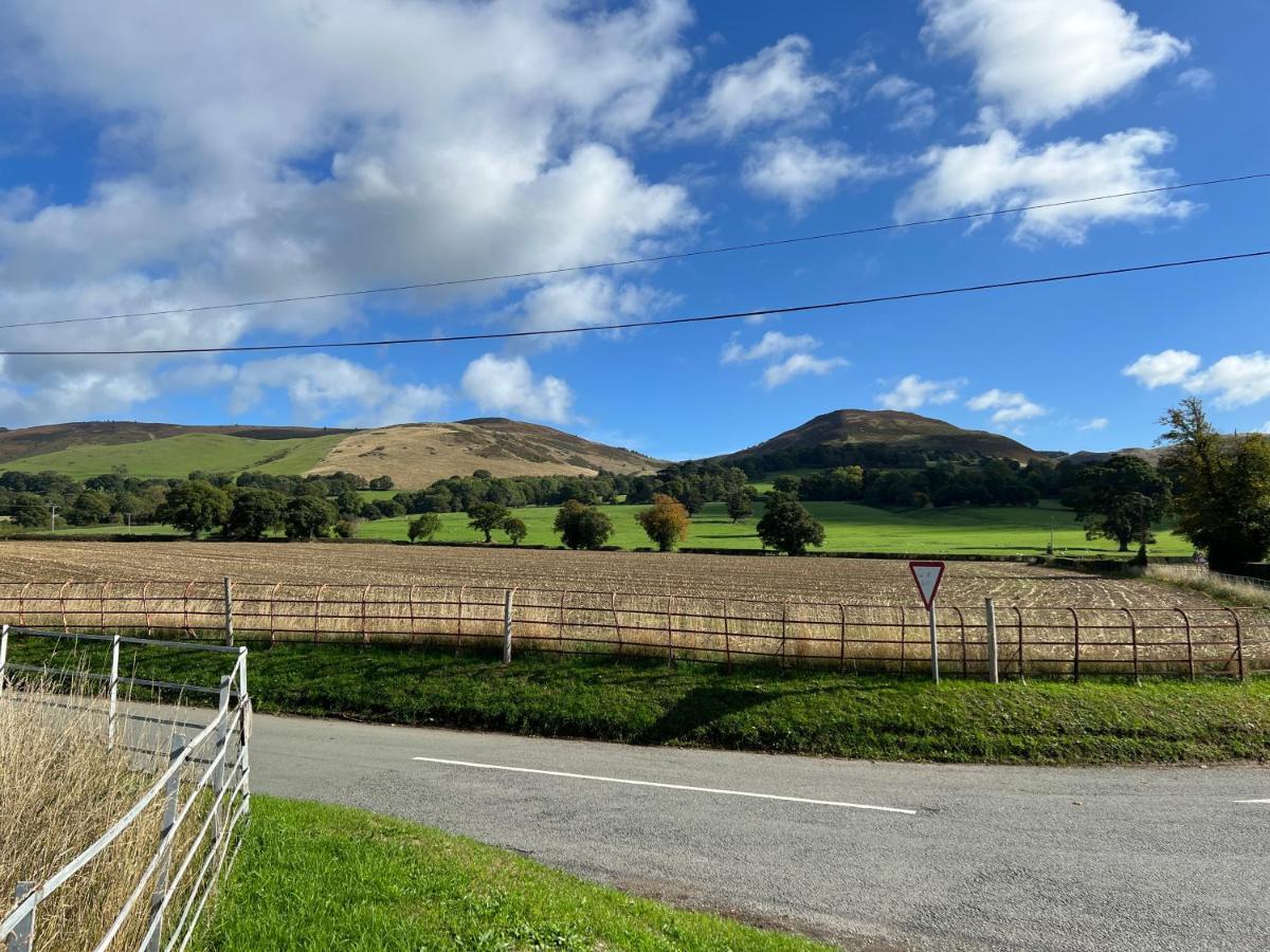 Ty Gwyn Holiday Cottage - Llanbedr Dyffryn Clwyd - Ruthin Exterior foto