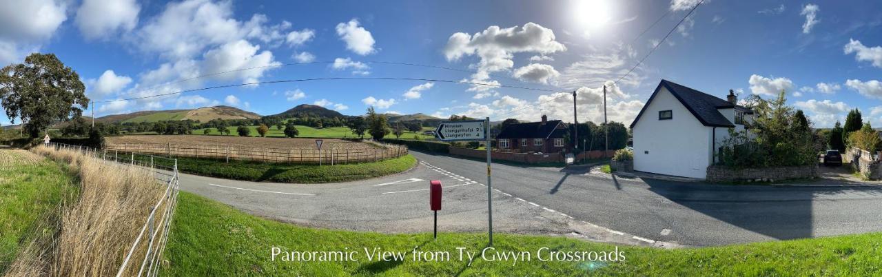 Ty Gwyn Holiday Cottage - Llanbedr Dyffryn Clwyd - Ruthin Exterior foto