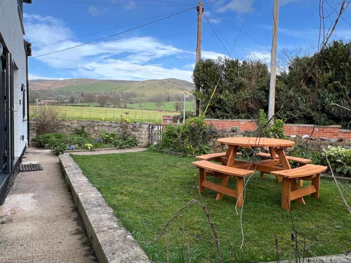 Ty Gwyn Holiday Cottage - Llanbedr Dyffryn Clwyd - Ruthin Exterior foto